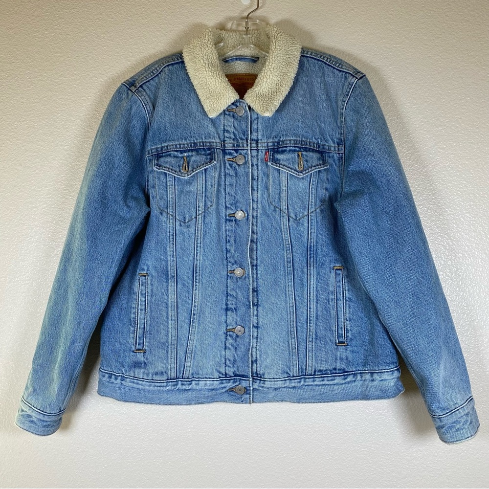 Levi's Blue Denim Jacket with Cream Sherpa Lined Trucker Jacket